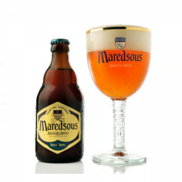 Speciaalbier Maredsous 10 met ingeschonken bierglas