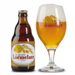 Speciaalbier Loemelaer Tripel met ingeschonken Loemelaer bierglas