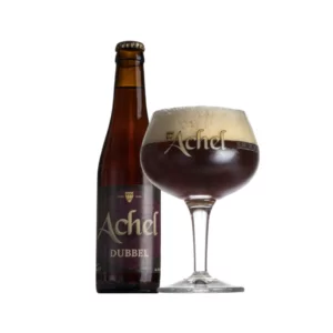 Achel dubbel met ingeschonken Achel bierglas