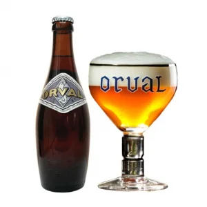 Speciaalbier Trappist Orval met ingeschonken bierglas