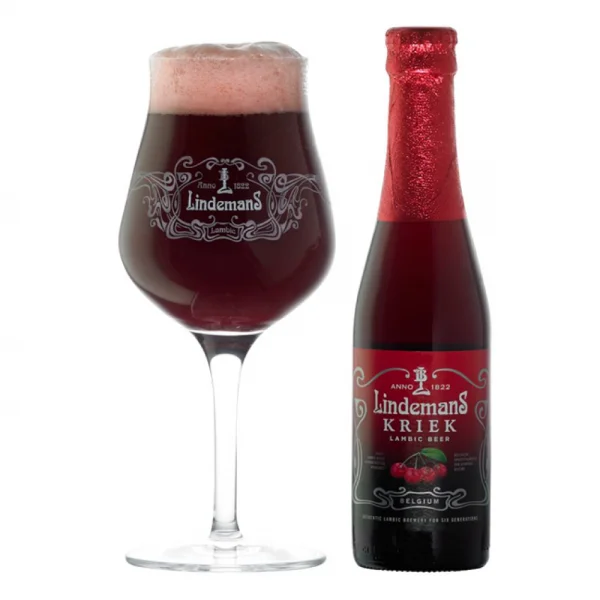 Speciaalbier Lindemans Kriek met ingeschonken Lindemans bierglas