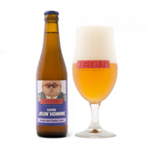 Speciaalbier Cuvee Jeun'Homme met ingeschonken bierglas De Leite