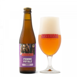 Speciaalbier FEmme Fatale Met ingeschonken bierglas